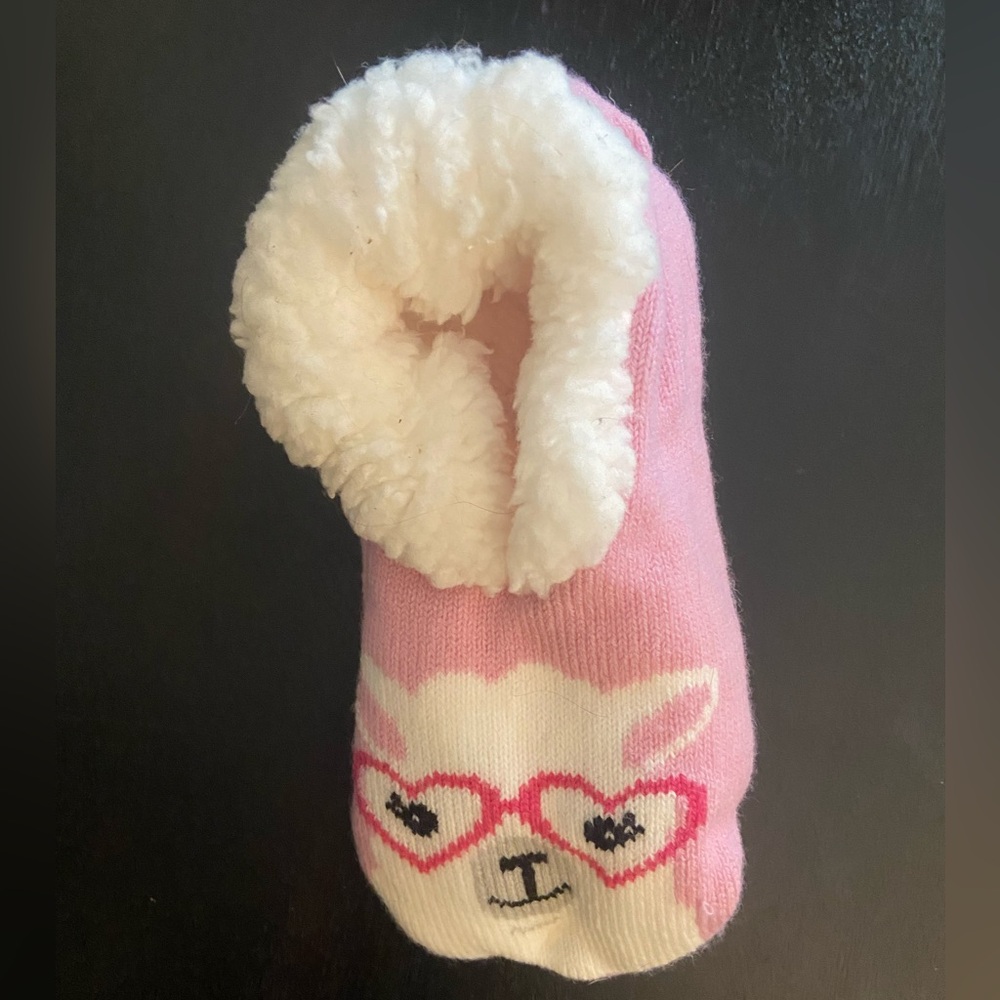 Fluffy socks/slippers, llama wearing glasses, one size